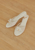 Calyra Charme in Cream